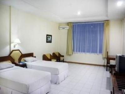 Garuda Citra Hotel Medan Room photo